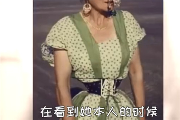 世界上腰最细的女人 连因赛尔的腰仅有13厘米（相当惊人）50 / 作者:UFO爱好者 / 帖子ID:94306
