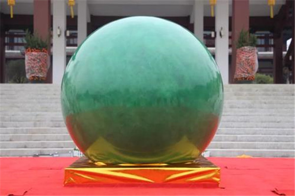 世界上最大的夜明珠 重达8.53吨直径为1.72米161 / 作者:UFO爱好者 / 帖子ID:92058