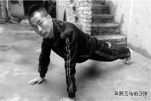 俯卧撑世界纪录一分钟多少个 谁创造了俯卧撑世界纪录484 / 作者:UFO爱好者 / 帖子ID:102129