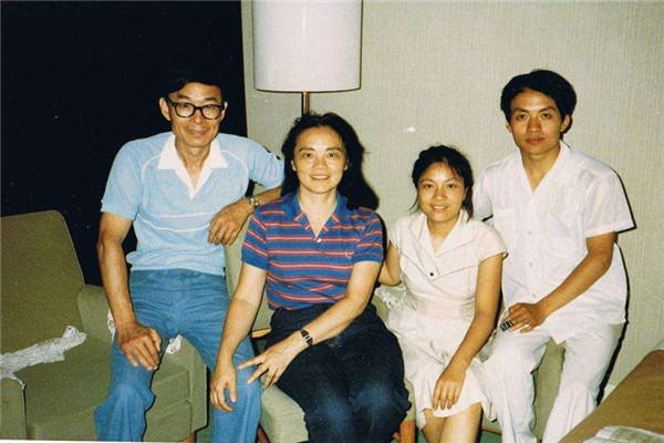 诗人顾城杀妻自尽 诗人顾城自杀原因是什么为什么自杀139 / 作者:UFO爱好者 / 帖子ID:102214