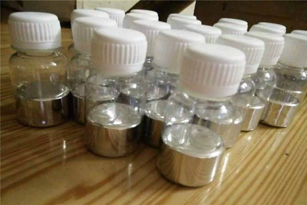 世界上密度最大的液体 水银（每平方密度达13.59克）887 / 作者:UFO爱好者 / 帖子ID:102210