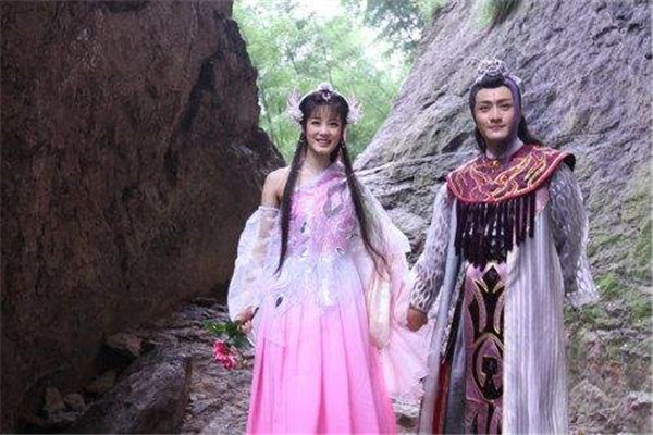 趾高气扬并且艺高胆大的仙子 琼霄仙子（结局不好）635 / 作者:UFO爱好者 / 帖子ID:102108