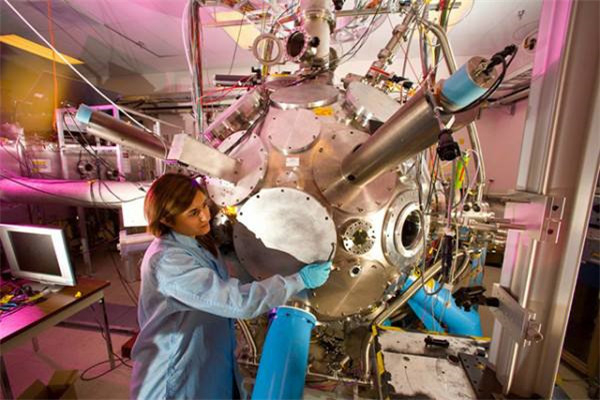 世界最强的人工磁场 美国国家实验室的物理学家制造而成429 / 作者:UFO爱好者 / 帖子ID:92406