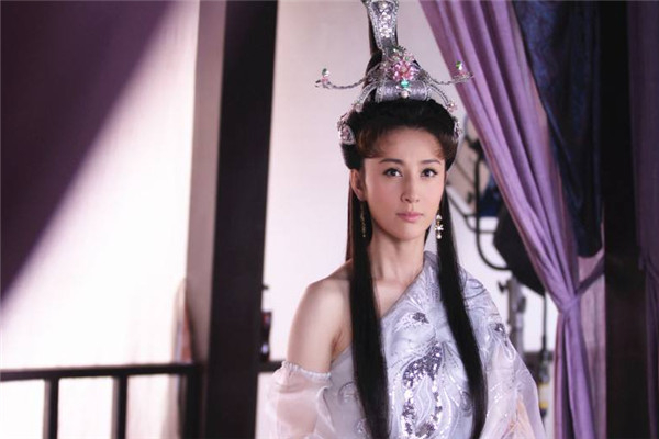 本领高强并且有大姐风范的 云霄娘娘（性格平稳善于思考）691 / 作者:UFO爱好者 / 帖子ID:102012
