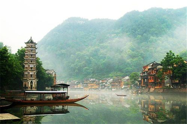 张家界旅游需要多少钱 张家界旅游有哪些值得去的景点204 / 作者:UFO爱好者 / 帖子ID:101496