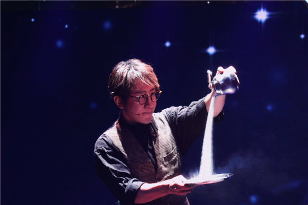 刘谦为什么突然不火了 魔术师刘谦不火的原因是什么677 / 作者:UFO爱好者 / 帖子ID:101569