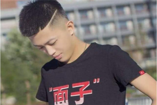 牌牌琦为什么被全网封 牌牌琦被全网封的原因是什么642 / 作者:UFO爱好者 / 帖子ID:101728