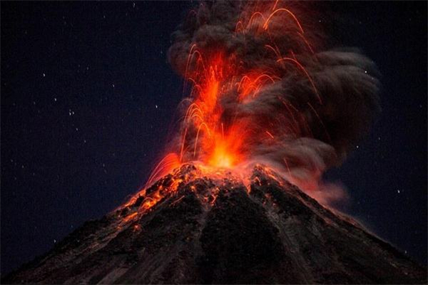 世界上最大的火山世界 每一个都十分壮观让人惊讶253 / 作者:UFO爱好者 / 帖子ID:91156