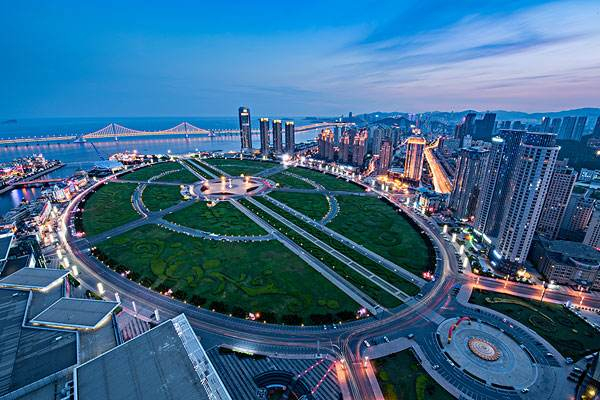 世界上最大的广场 辽宁的星海广场（为纪念香港回归而建）566 / 作者:UFO爱好者 / 帖子ID:91284