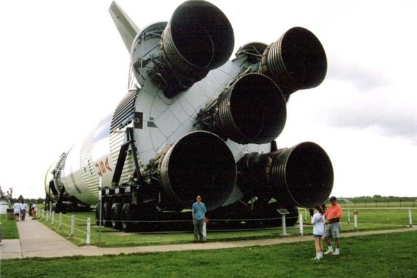 世界上最大的火箭 土星五号,仅次于苏联能源号运载火箭76 / 作者:UFO爱好者 / 帖子ID:90970