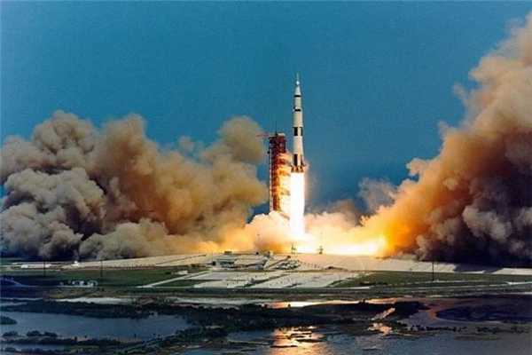 世界上最大的火箭 土星五号,仅次于苏联能源号运载火箭442 / 作者:UFO爱好者 / 帖子ID:90970