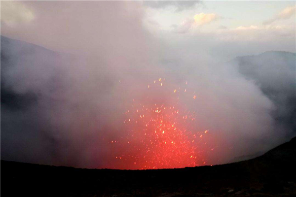 世界上最大的火山爆发 黄石公园超级火山威力极大66 / 作者:UFO爱好者 / 帖子ID:91011
