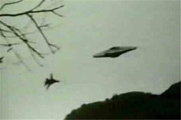中国击落ufo震惊世界 击落ufo事件真相揭秘（恶意造谣）219 / 作者:UFO爱好者 / 帖子ID:100316