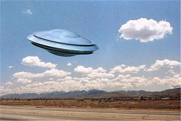 最新ufo事件2020 五角大楼附近出现不明飞行物（清晰度高）65 / 作者:UFO爱好者 / 帖子ID:97169