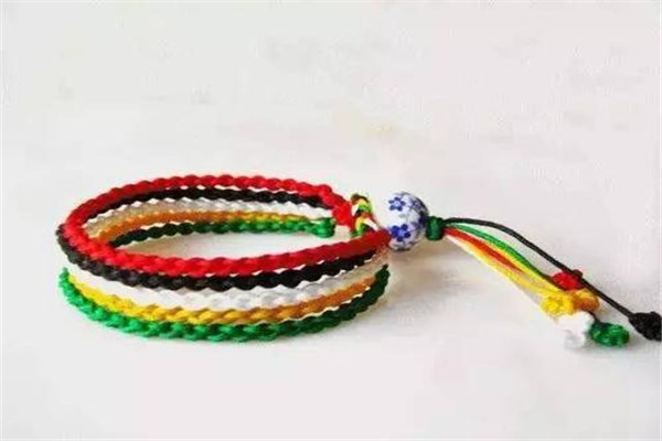五彩线可以长期戴吗 长期戴五彩线可以带来好运（传说）324 / 作者:UFO爱好者 / 帖子ID:73895