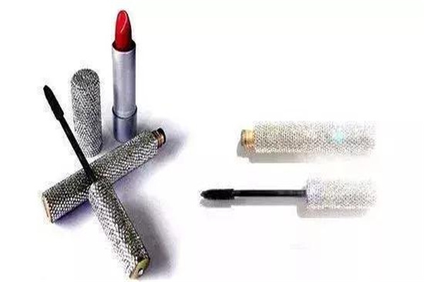 世界上最贵的口红 H.Couture Beauty口红专为名流设计101 / 作者:UFO爱好者 / 帖子ID:72456