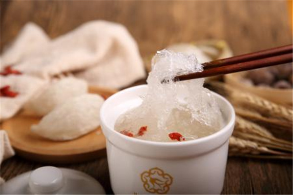 世界十大奢侈食物 藏红花上榜白鲸鱼子酱价格昂贵717 / 作者:UFO爱好者 / 帖子ID:72454
