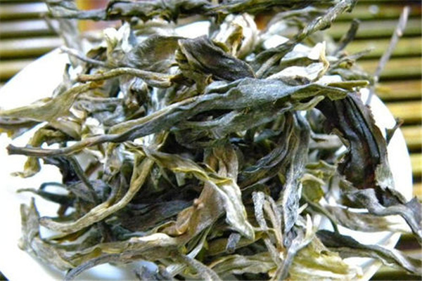 冰岛古树茶多少钱一斤：原叶4000元一斤（原料珍稀）106 / 作者:UFO爱好者 / 帖子ID:71021