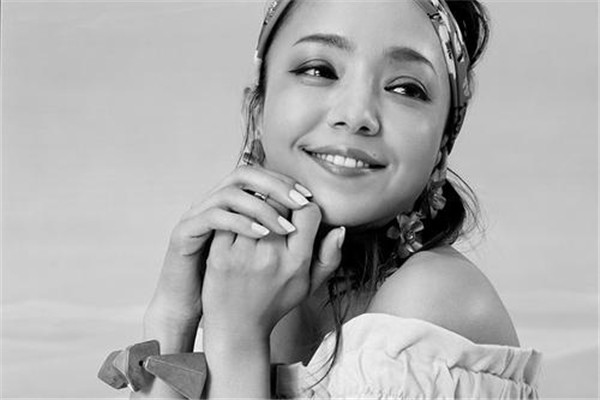 日本歌坛地位最高歌姬：安室奈美惠（已退出娱乐圈）793 / 作者:UFO爱好者 / 帖子ID:71374
