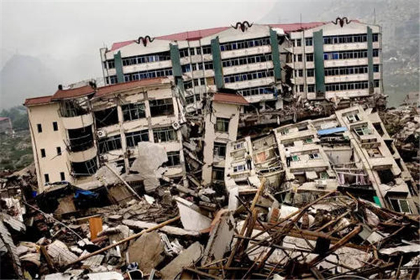 12级地震什么概念：8颗原子弹爆炸（地球将不复存在）224 / 作者:UFO爱好者 / 帖子ID:68485
