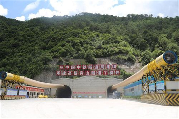 中国最长的隧道：高黎贡山隧道（位于云南省保山市）375 / 作者:UFO爱好者 / 帖子ID:67938