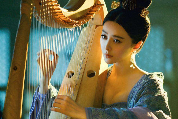 历史上著名的美女有哪些：杨玉环，君王不早朝(绝世美女)457 / 作者:UFO爱好者 / 帖子ID:80282