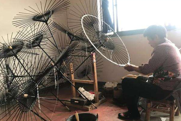 网络手艺人是什么梗?讽刺语，非传统手艺人(欺骗观众)129 / 作者:UFO爱好者 / 帖子ID:80225