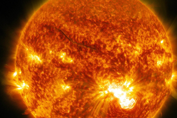 太阳为什么能一直燃烧:热核反应，氢气71%(燃烧40亿)254 / 作者:UFO爱好者 / 帖子ID:79333