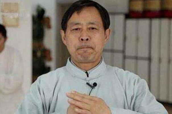 年轻人不讲武德什么梗?欺辱我69岁老同志，火爆全网梗590 / 作者:UFO爱好者 / 帖子ID:79113