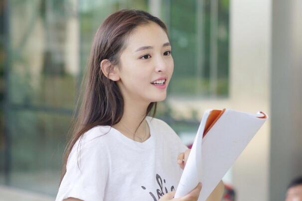为什么吴倩是华策小公主:年少成名演技好，资源多有人捧302 / 作者:UFO爱好者 / 帖子ID:77822