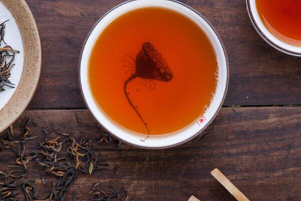普洱茶是红茶吗?不是，普洱茶是云南大叶种晒青茶577 / 作者:UFO爱好者 / 帖子ID:77362