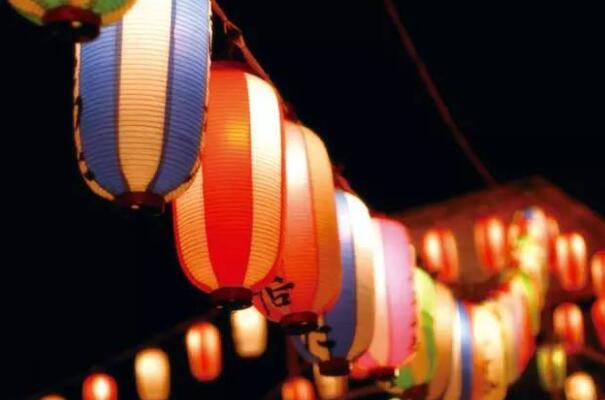 农历初一十五有什么忌讳?不能出远门，灵界大门会打开829 / 作者:UFO爱好者 / 帖子ID:76718