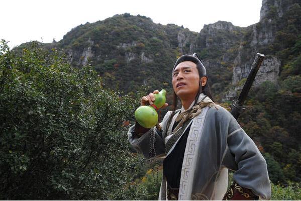 李白怎么死的?捉月溺死或晚年生活窘迫喝酒病逝(享年61岁)882 / 作者:UFO爱好者 / 帖子ID:75776