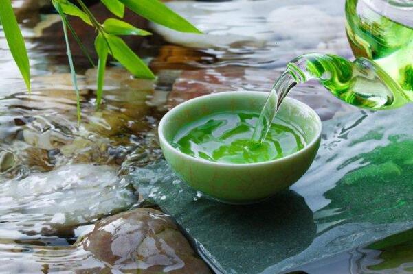 过年送礼品送什么合适?送祖辈养生滋补品，送平辈投其所好570 / 作者:UFO爱好者 / 帖子ID:75073