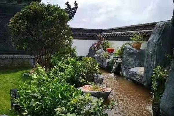 23层高楼上的深圳“空中皇宫”:违规建筑十几平，超奢华773 / 作者:UFO爱好者 / 帖子ID:74707