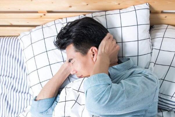 如何判断自己是否失眠呢?入睡困难、中断失眠、早醒595 / 作者:UFO爱好者 / 帖子ID:74107