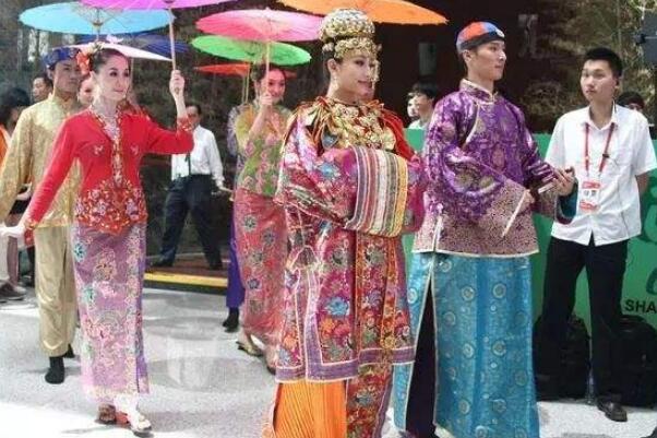 什么是娘惹文化：中国传统文化马来文化新加坡文化融合125 / 作者:UFO爱好者 / 帖子ID:78684