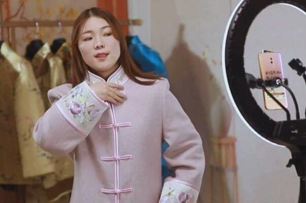 95女生为什么做寿衣模特?给逝者和生者寄去一些安慰469 / 作者:UFO爱好者 / 帖子ID:76706