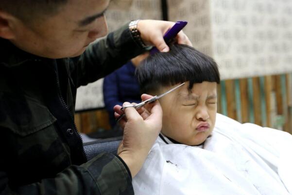 二月二有哪些习俗 吃龙食剃龙头快乐踏青出游(传统文化沿袭)819 / 作者:UFO爱好者 / 帖子ID:73904