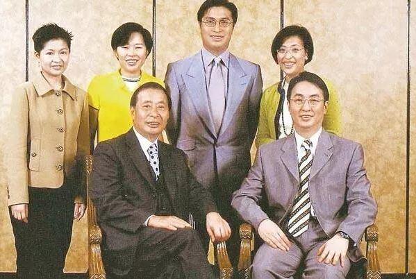 亚洲最富有的十大家族 三星李氏家族排名第一(中国三家上榜)910 / 作者:UFO爱好者 / 帖子ID:89797