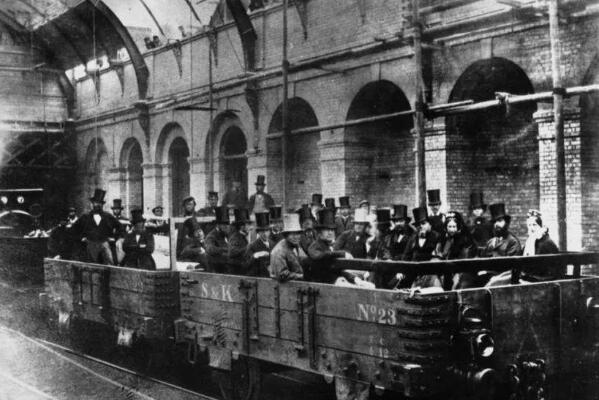 世界上第一条地铁 英国伦敦1863年的大都会地铁(长度6公里)598 / 作者:UFO爱好者 / 帖子ID:70244