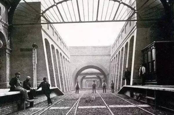 世界上第一条铁路 英国1825年修建达林顿铁路(耗时三年)266 / 作者:UFO爱好者 / 帖子ID:89610