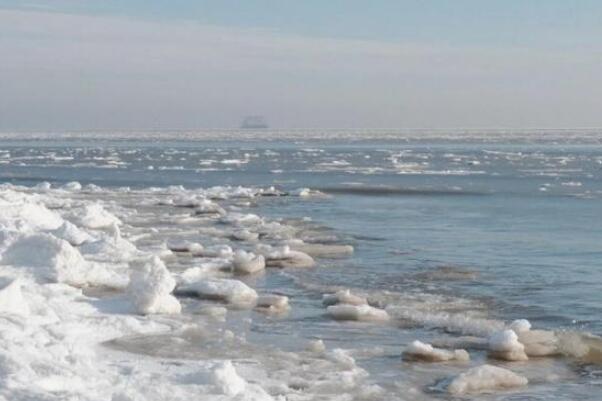 为什么海水在冬天不结冰：盐度导致海水冰点更低(难以结冰)578 / 作者:UFO爱好者 / 帖子ID:67984
