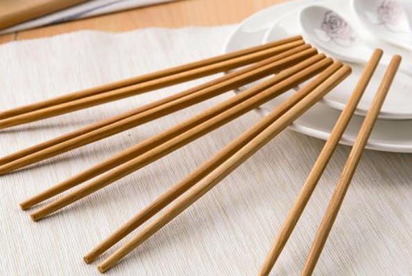 厨具使用禁忌：忌用金属容器盛酸性食物，塑料食具忌盛油脂类物品165 / 作者:UFO爱好者 / 帖子ID:69777