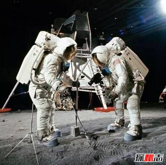 美国官方承认登月造假，美国登月骗局隐瞒50年终曝光95 / 作者:UFO爱好者 / 帖子ID:99202