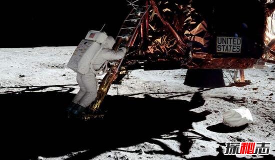美国官方承认登月造假，美国登月骗局隐瞒50年终曝光444 / 作者:UFO爱好者 / 帖子ID:99202