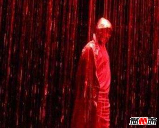 世间罕见奇怪的雨水，印度下血雨/蜘蛛雨/鱼雨(自然现象)750 / 作者:UFO爱好者 / 帖子ID:106265