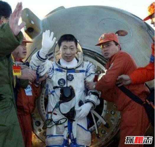 有人说回来的人不是杨利伟，真正的杨利伟死了没有(谣言)279 / 作者:UFO爱好者 / 帖子ID:98962