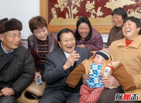 揭秘华西村骗局真相？网传街道冷清488 / 作者:UFO爱好者 / 帖子ID:103392