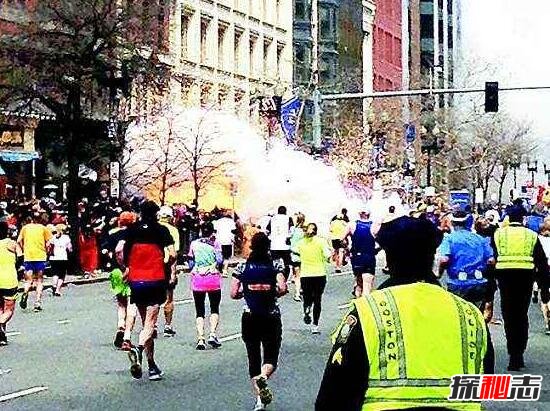 美国波士顿恐怖袭击事件，死亡3人183人受伤(凶手判死刑)639 / 作者:UFO爱好者 / 帖子ID:105843